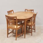 8311 Dining room set